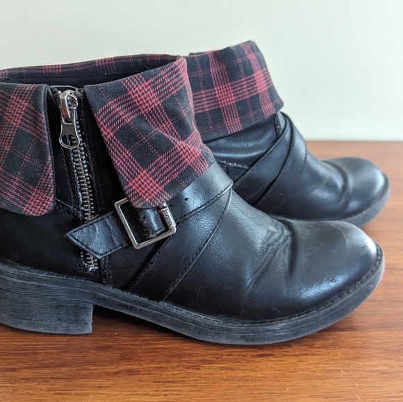 Rocket dog plaid ankle boots - Picture 2 of 5